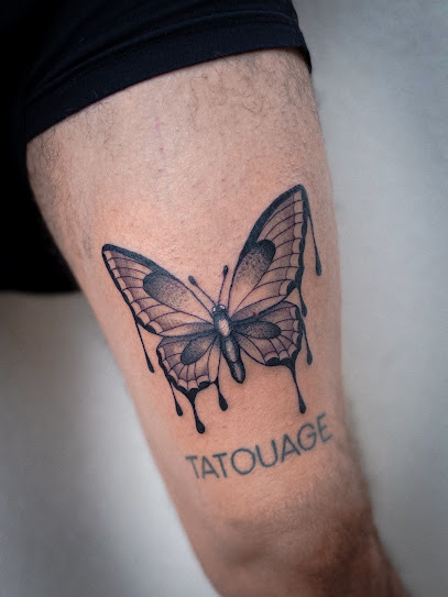 The Raven's Nest Tattoo, Tatoueur à Annecy