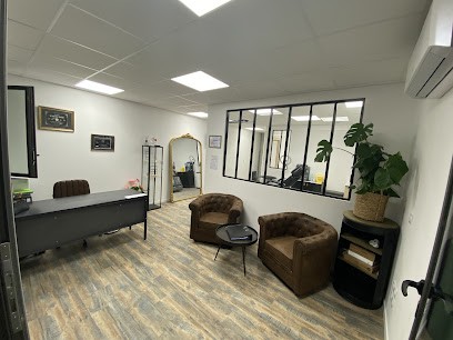 DISTRICT TATTOO, Tatoueur à Ollioules