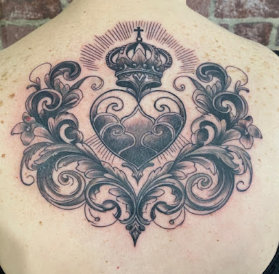 Hot Rod Tattoo Piercing Boé, Tatoueur à Boé