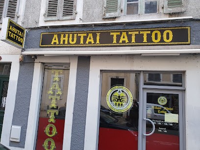 Ahutai Tattoo, Tatoueur à Pau