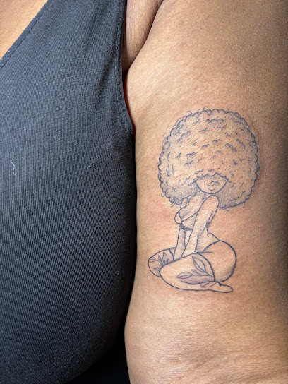 Freyja Et Karaba, Tatoueur à Rozay-en-Brie