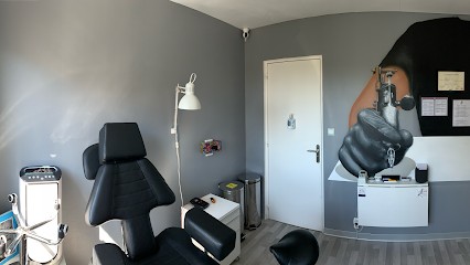 HomeTattoo, Tatoueur à Saint-Priest