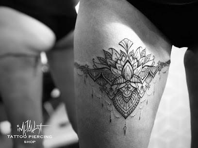 IMPAKT TATTOO et Piercing, Tatoueur à Porto-Vecchio