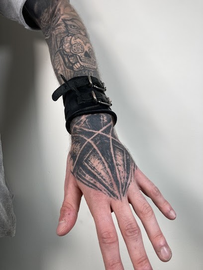 Divine comedie tattoo, Tatoueur à Paris 11