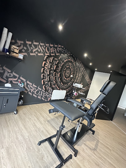 Clair Obscure Tattoo Studio, Tatoueur à Verneuil d'Avre et d'Iton