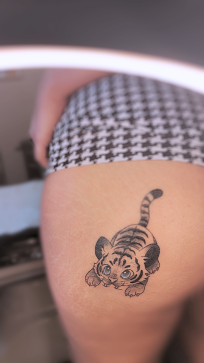 Tokyta.ttt, Tatoueur à Bordeaux