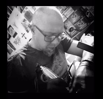 MIHATATTOO, Tatoueur à Ugine