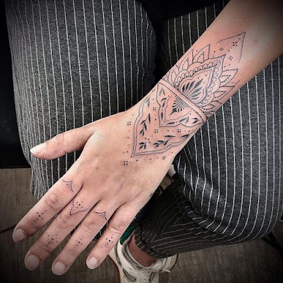 Rainbow Tattoo, Tatoueur à Tarbes