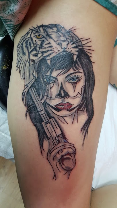 CASPER Family 80, Tatoueur à Montdidier