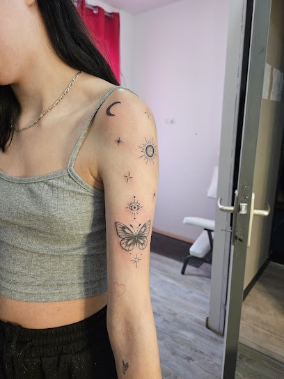 Patte de loup tattoo, Tatoueur à Montceau-les-Mines
