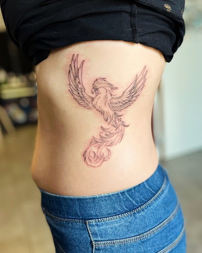 Black Ink Store, Tatoueur à Saint-Priest