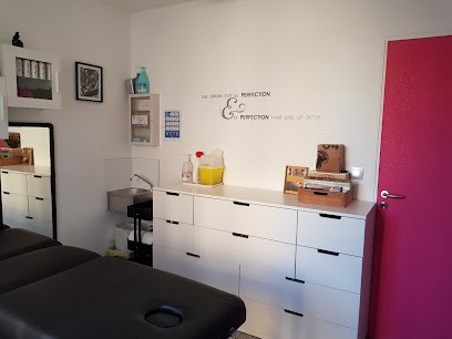 TATOUEUR NEBIAN Maelou Tattoo, Tatoueur à Nébian