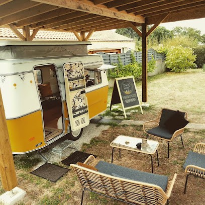 Marie Poke Ink, Tatoueur à Saint-Père-en-Retz