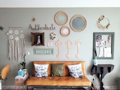 Singulière, salon de tatouage privé., Tatoueur à Thézan-lès-Béziers