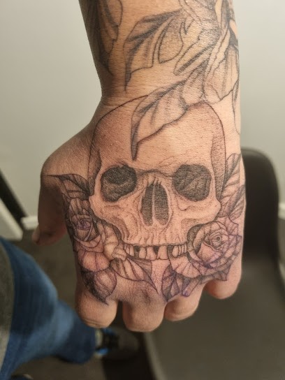 Free point tattoo, Tatoueur à Retournac