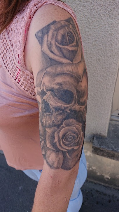 Hard N' Ink, Tatoueur à Rimogne