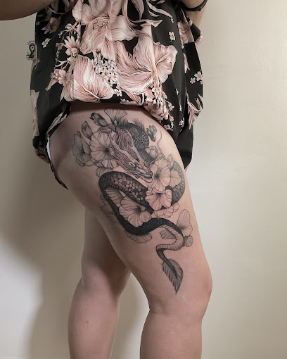 La Pieuvre Noire Tattoo Studio Tatoueur à Mayenne