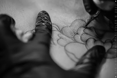 Studio Lila Long Tattoo, Tatoueur à Lannion