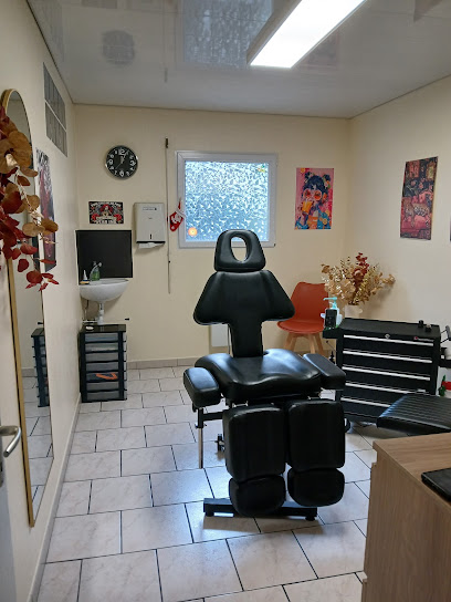 Inky Sweety, Tatoueur à Ensisheim