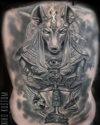 Kustom Tattoo, Tatoueur à Paris 11