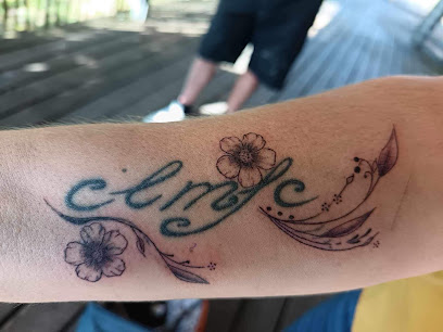 Mado Des Bois, Tatoueur à Andernos-les-Bains
