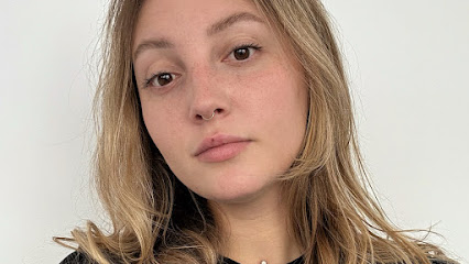 Vidnevskaya Tattoo, Tatoueur à Bordeaux
