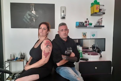 Black's Dingo ink, Tatoueur à Saint-Pierre-lès-Elbeuf