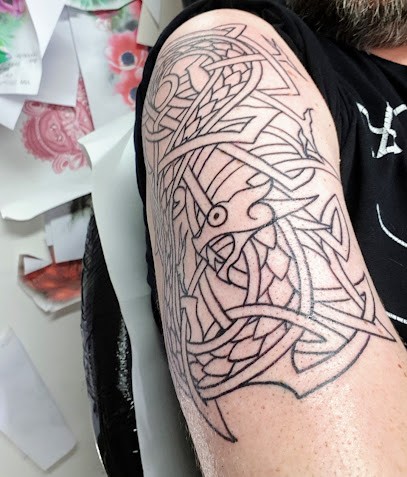 Pour Toujours Tatouage, Tatoueur à Pleyben
