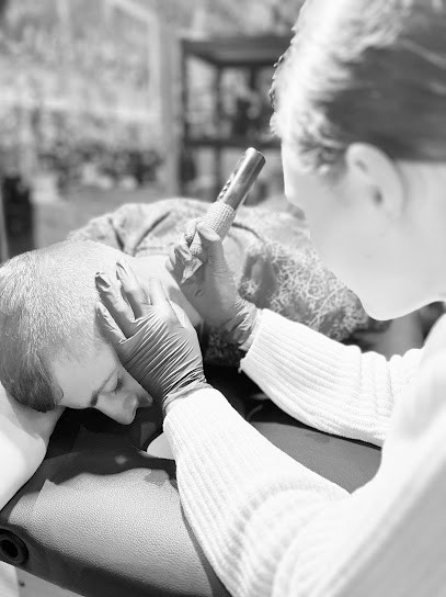 Decal Ink’s, Tatoueur à Lusignan