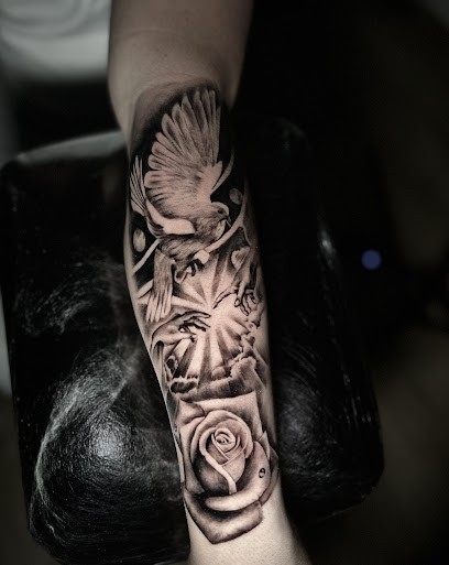 JLC Tattoo, Tatoueur à Saint-Paul-en-Jarez