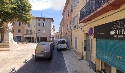 Family Inked, Tatoueur à Solliès-Pont