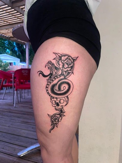 The Dynamic Tattoo Shop, Tatoueur à Nuaillé-d'Aunis