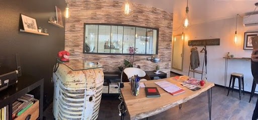 Le Comptoir Du Tatouage, Tatoueur à Sainte-Foy-de-Peyrolières