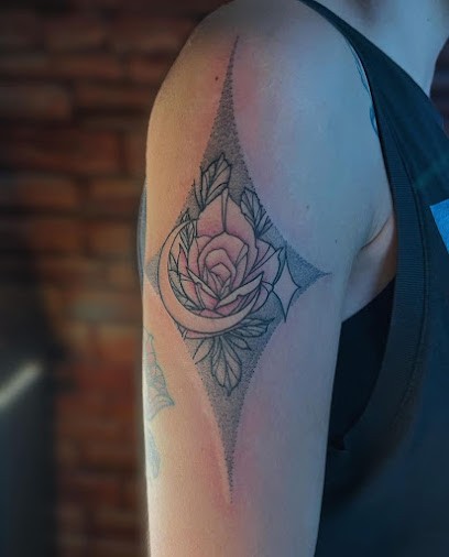 Eyebl’ink Tattoo, Tatoueur à Montbard
