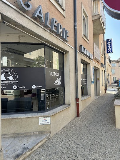 Joe Wild, Tatoueur à Vaison-la-Romaine
