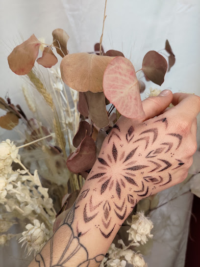 • La Rêverie Tattoo Cannes •, Tatoueur à Cannes