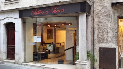 Tatoueur à Vence, Tatoueur à Vence