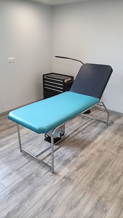 Piqué Blinders Tattoo Studio, Tatoueur à Saint-Chamond