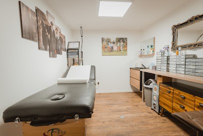 The black nebulas - studio, Tatoueur à Montbéliard