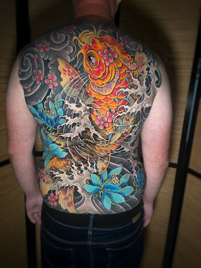 Komar Inkshot, Tatoueur au Havre