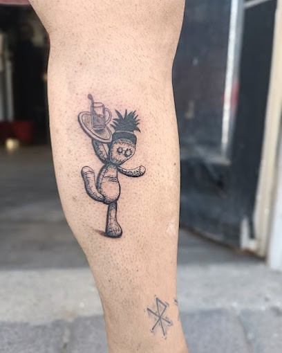 ptit tom tattoo, Tatoueur à Sassenage