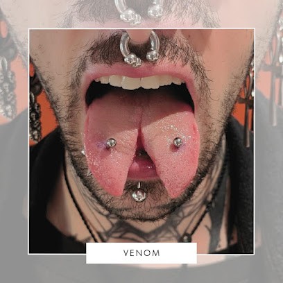 La Cour Des Hiboux - Tatouage Et Piercing, Tatoueur à Saint-Avold