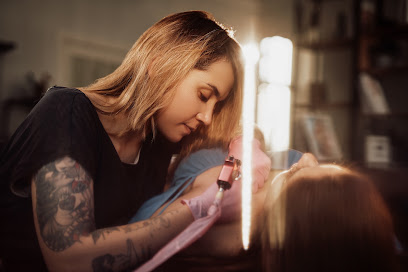 Elynk Tattoo Tatoueur à Bollène