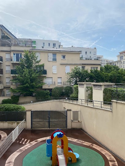 Bruna Tattoo, Tatoueur à Vitry-sur-Seine