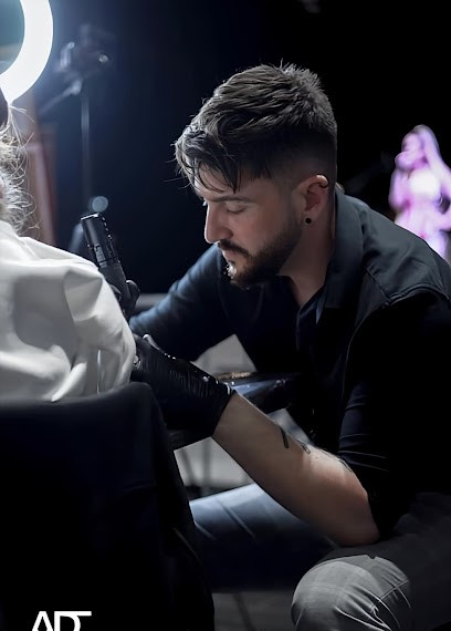 Math’s Skin Art Tattoo Shop, Tatoueur à Morteau
