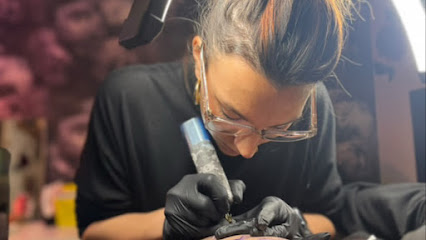 Tatouage Studio Alexia, Tatoueur à Vienne