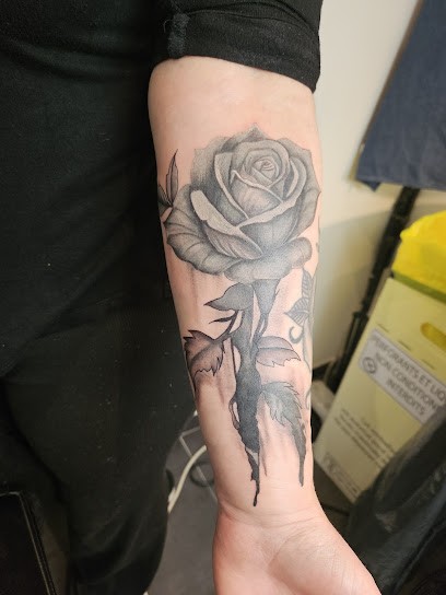 128 Tattoo Shop, Tatoueur à Saint-Denis