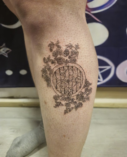 La Citrouille Ensorcelée Tattoo Tatoueur à Auray