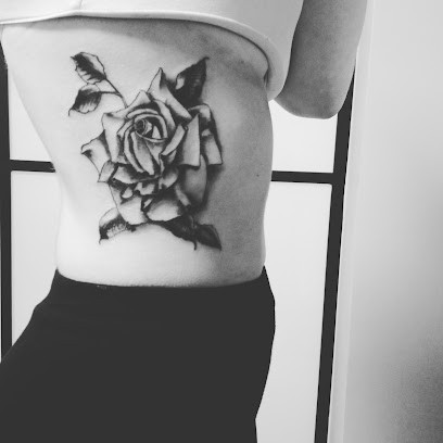 Salon privé de tatouage, WILDTAT'HU, Tatoueur à Salleboeuf