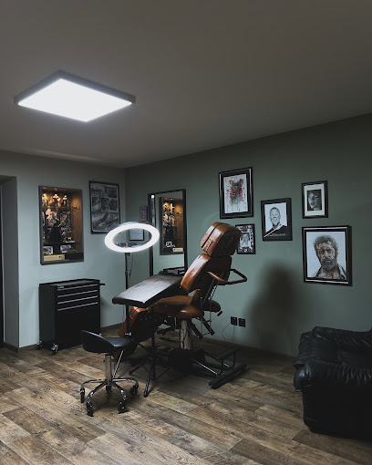 Redwood Tattoo Studio Tatoueur à Stiring-Wendel